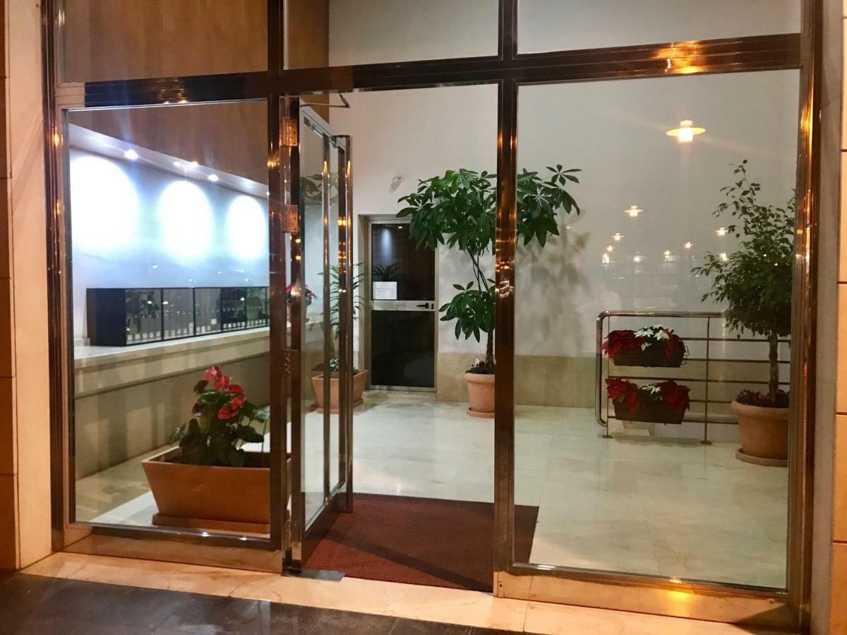 Apartamento Paseo Maritimo Antonio Banderas Малага Экстерьер фото