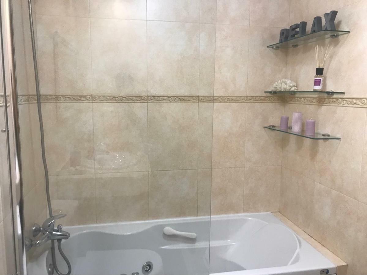 Apartamento Paseo Maritimo Antonio Banderas Малага Экстерьер фото